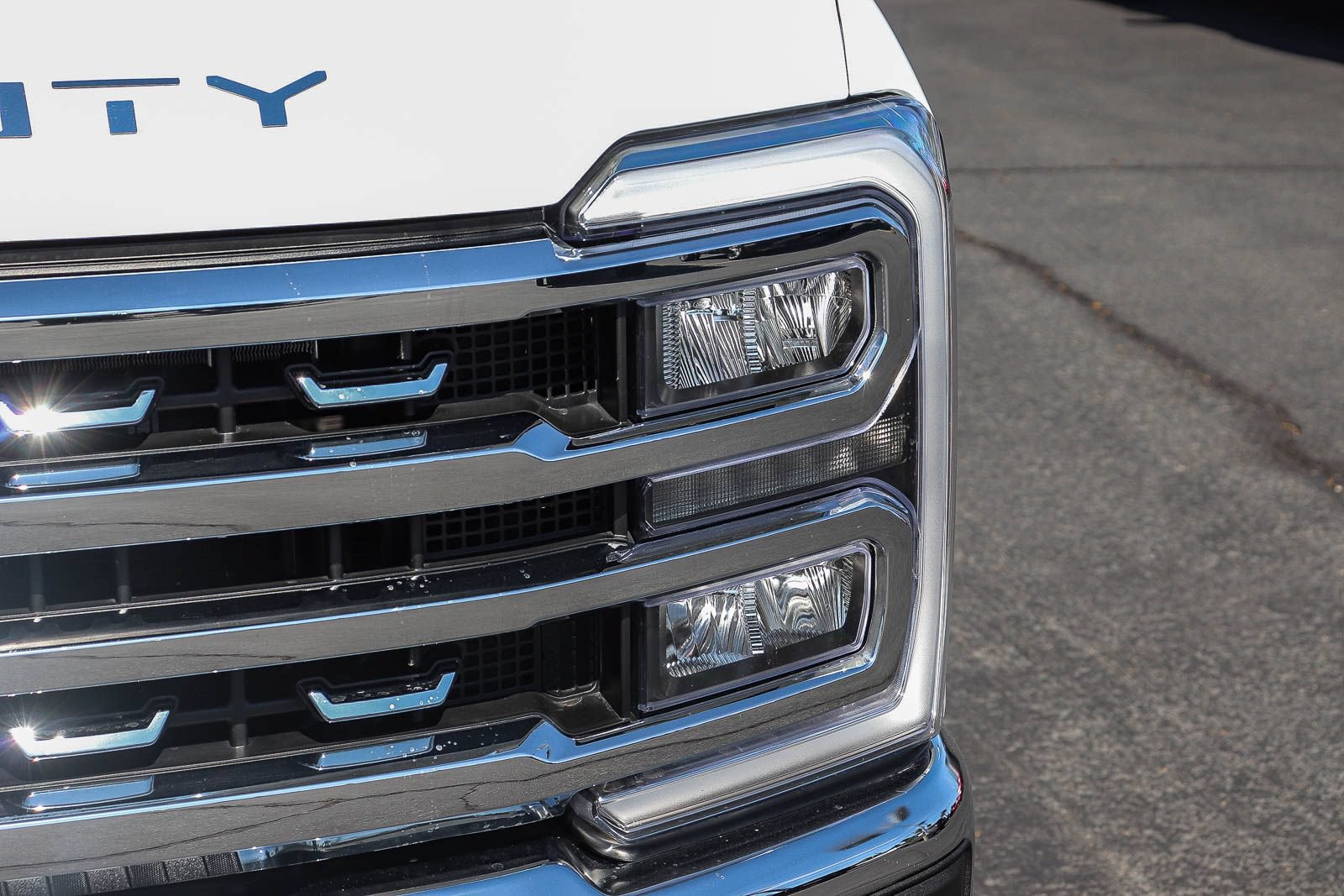 Certified 2024 Ford F250 Lariat AWD/4WD image 10