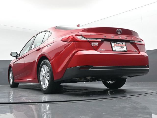 Used 2025 Toyota Camry LE FWD image 37
