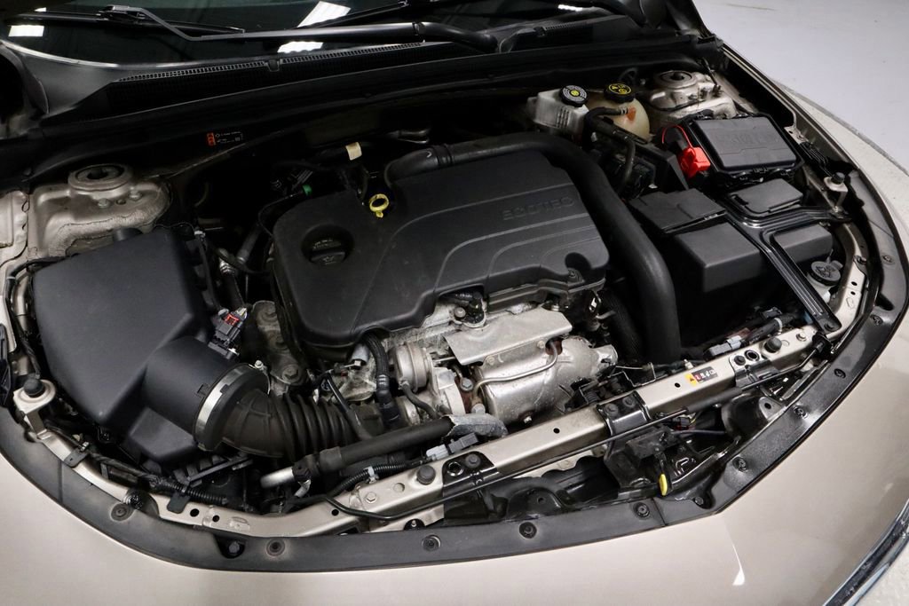 Used 2023 Chevrolet Malibu LT image 16