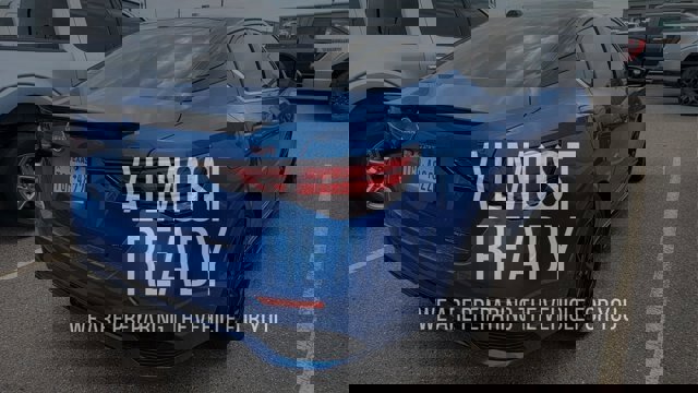 Used 2025 Nissan Sentra SR w/ SR Premium Package image 3