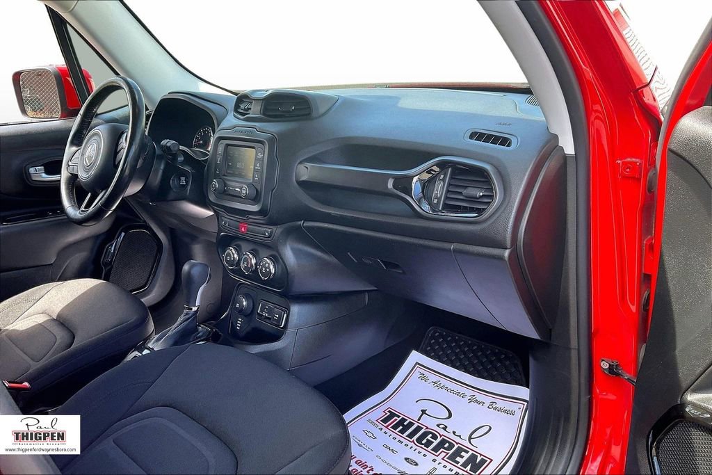 Used 2017 Jeep Renegade Altitude image 16