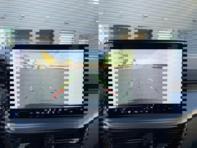 Certified 2024 Ford Escape SE image 18