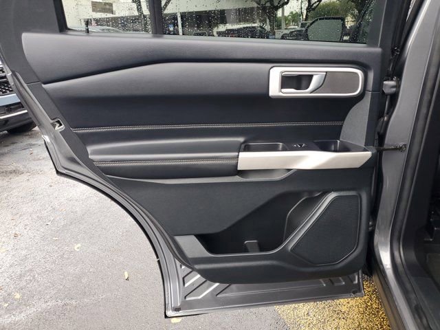 Certified 2022 Ford Explorer XLT w/ Equipment Group 202A image 12