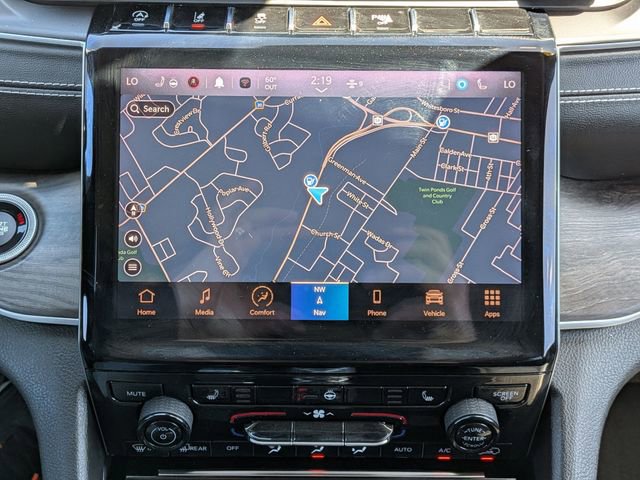 Used 2021 Jeep Grand Cherokee L Limited AWD/4WD image 13