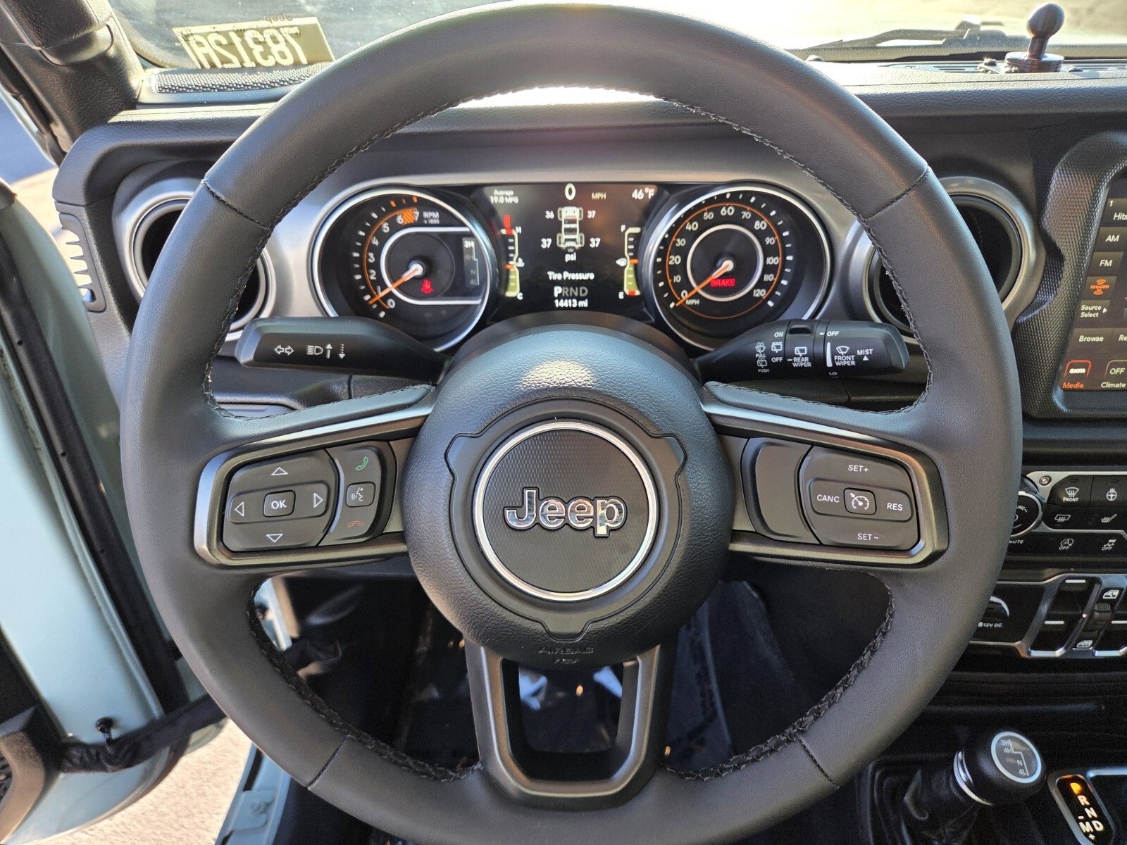 Used 2023 Jeep Wrangler Willys image 18