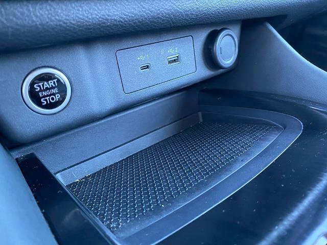 Used 2023 Nissan Rogue SL w/ SL Premium Package image 23