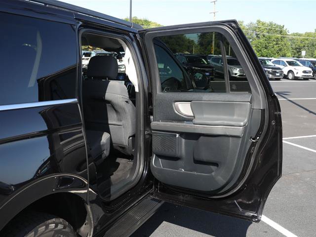 Certified 2025 Ford Expedition Max Active AWD/4WD image 32