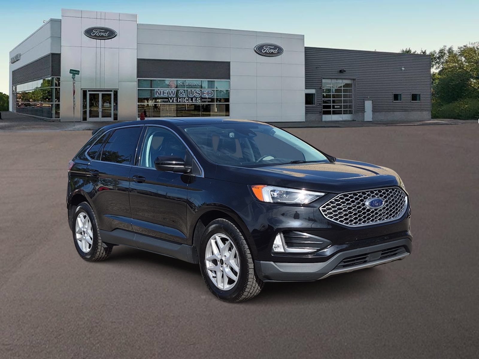 Certified 2023 Ford Edge SEL w/ Convenience Package AWD/4WD image 2