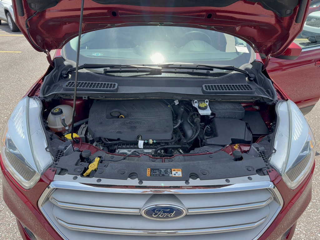 Certified 2018 Ford Escape SEL AWD/4WD image 35