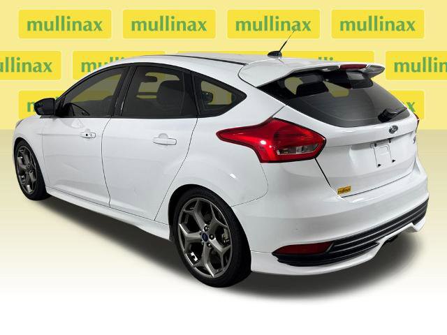 Certified 2017 Ford Focus ST FWD image 11