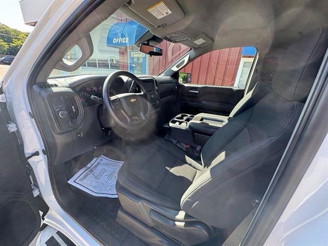 Used 2025 Chevrolet Silverado 1500 W/T RWD image 9
