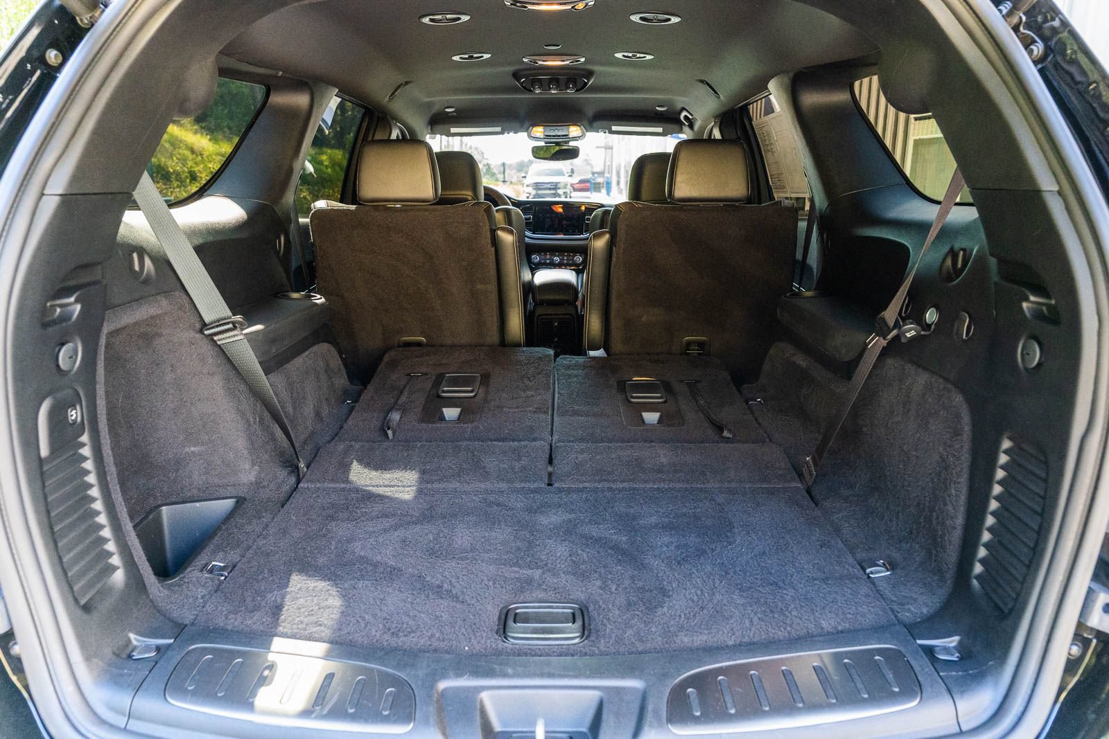 Used 2024 Dodge Durango SRT Hellcat w/ Black Package AWD/4WD image 18