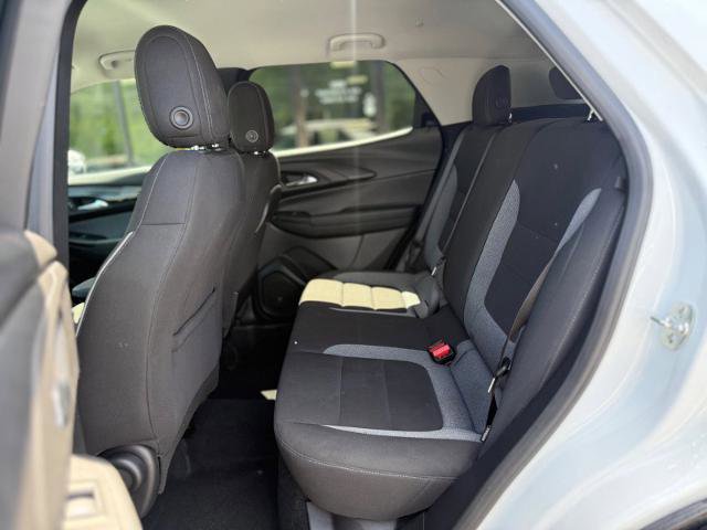 Used 2025 Chevrolet TrailBlazer LT AWD/4WD image 15