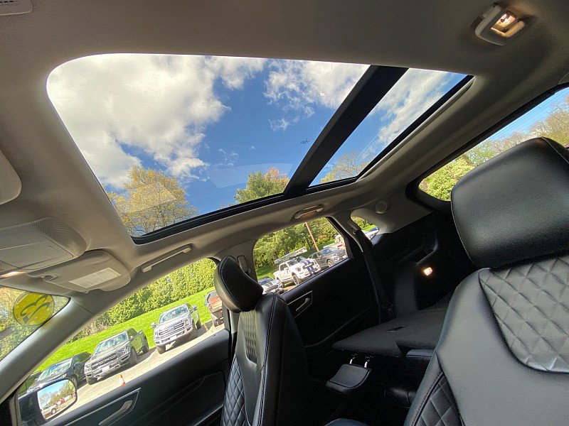 Certified 2023 Ford Edge Titanium AWD/4WD image 59