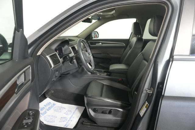 Used 2022 Volkswagen Atlas SE FWD image 25