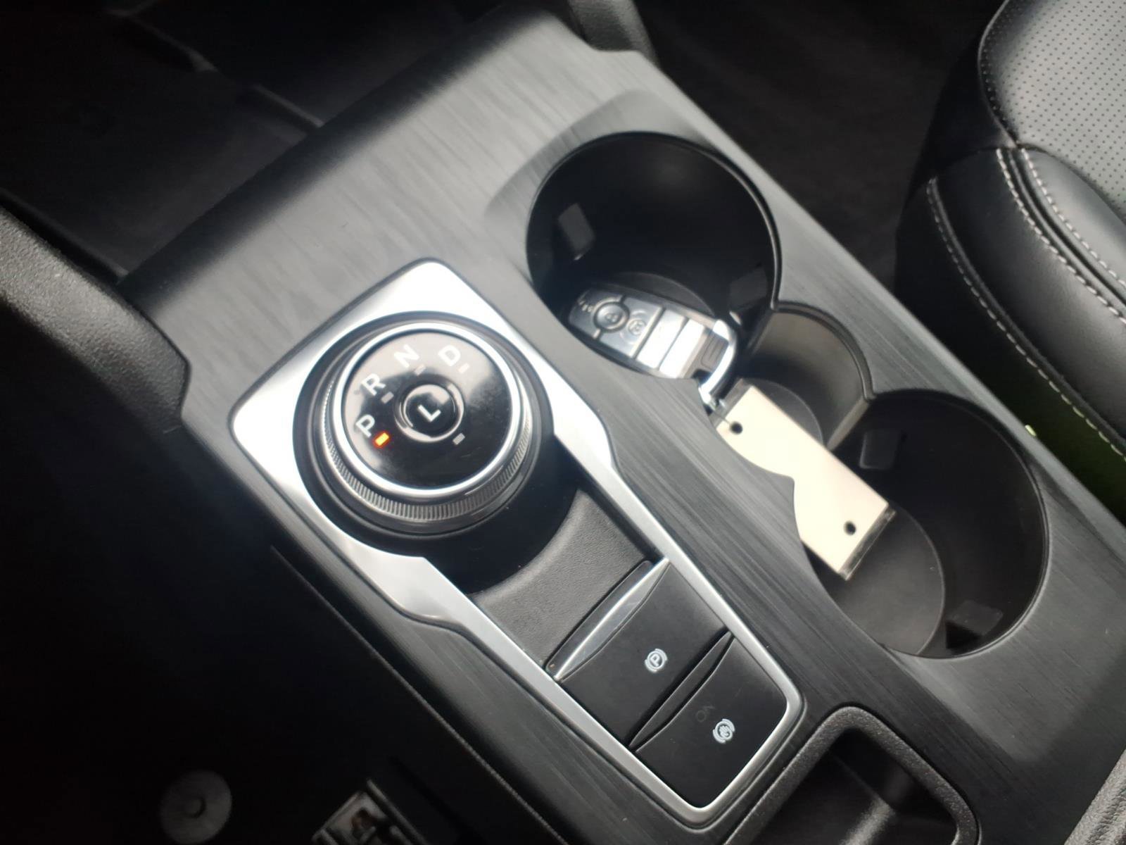 Certified 2024 Ford Escape Platinum image 20