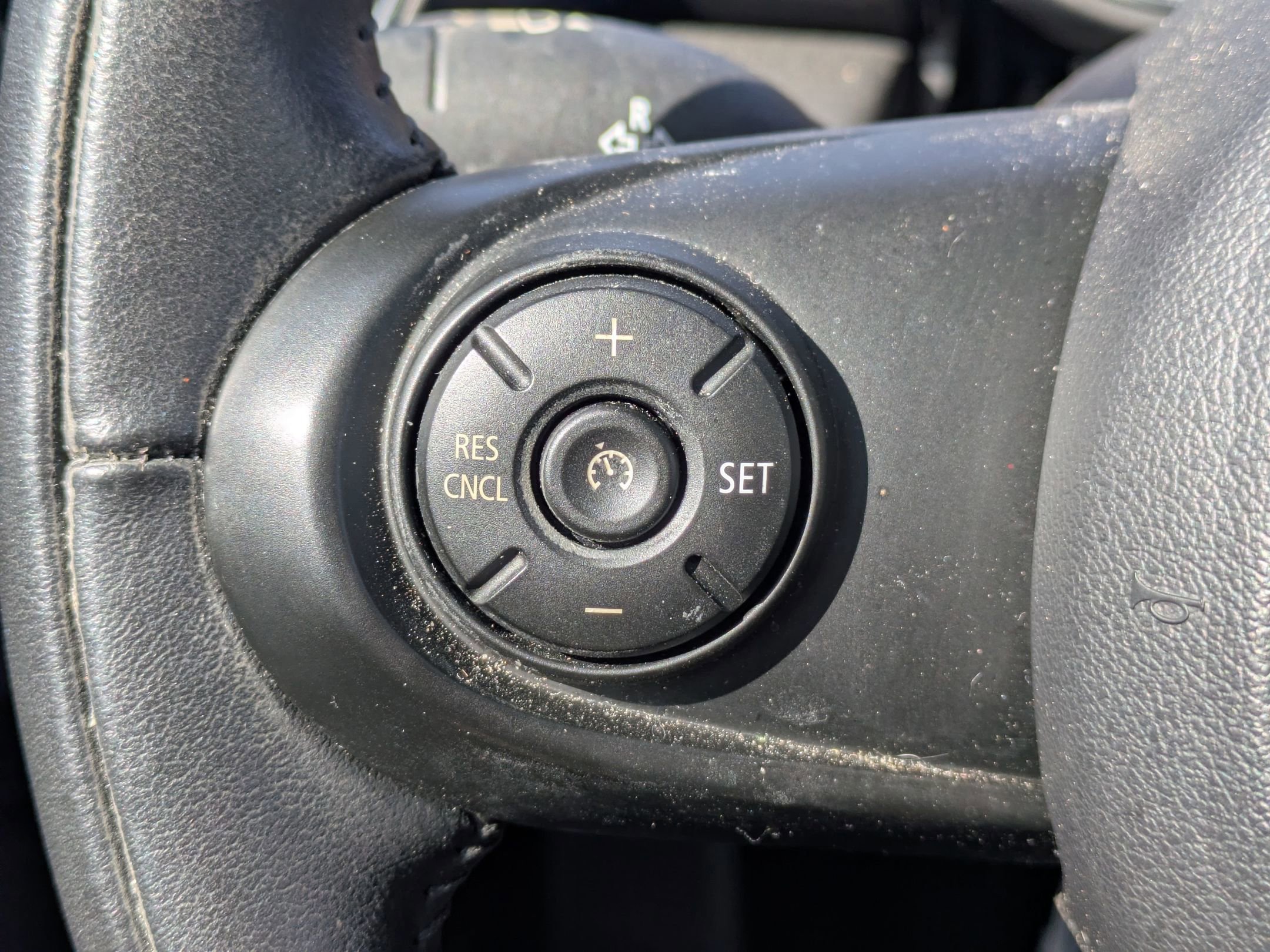 Used 2019 MINI Cooper 2-Door Hardtop image 15