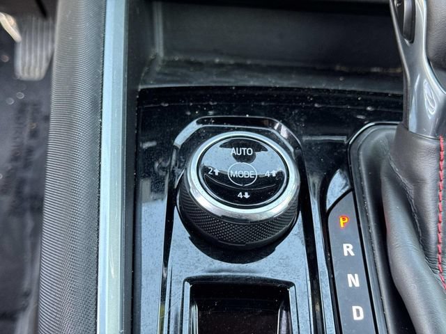 Used 2024 Chevrolet Colorado Z71 w/ Advanced Trailering Package AWD/4WD image 16