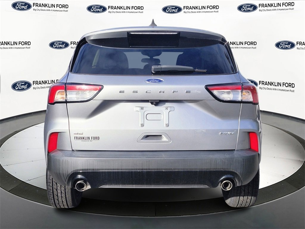 Certified 2021 Ford Escape SE w/ SE Sport Appearance Package image 4