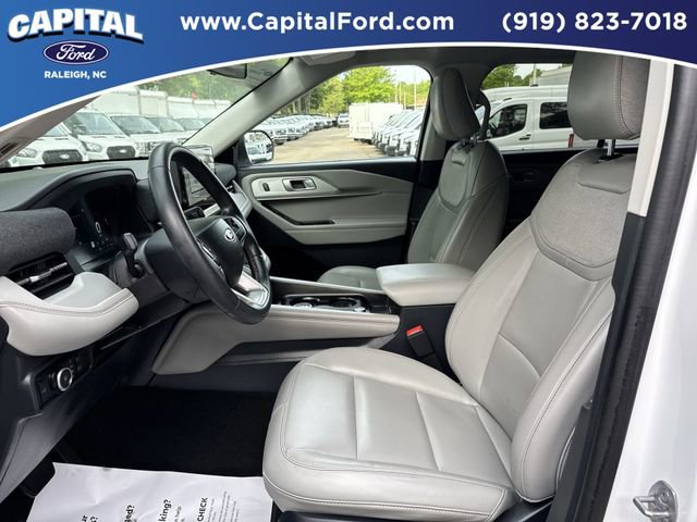 Certified 2025 Ford Explorer Active w/ Active Comfort Package RWD image 21