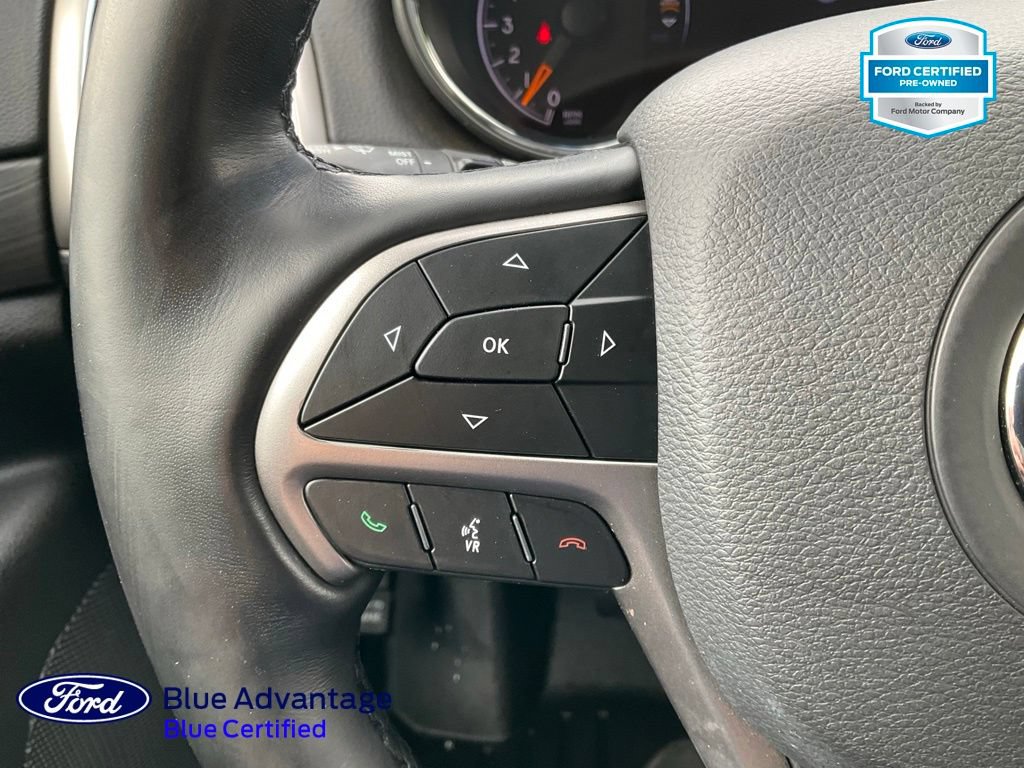 Used 2021 Jeep Grand Cherokee Laredo X AWD/4WD image 8