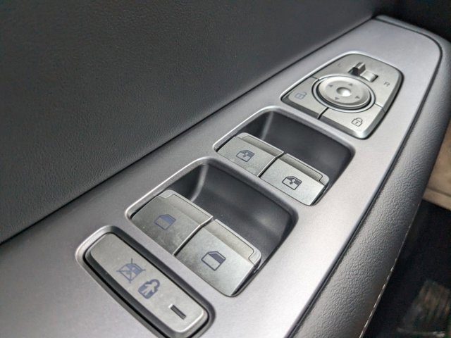 Used 2024 Hyundai Palisade Limited image 22