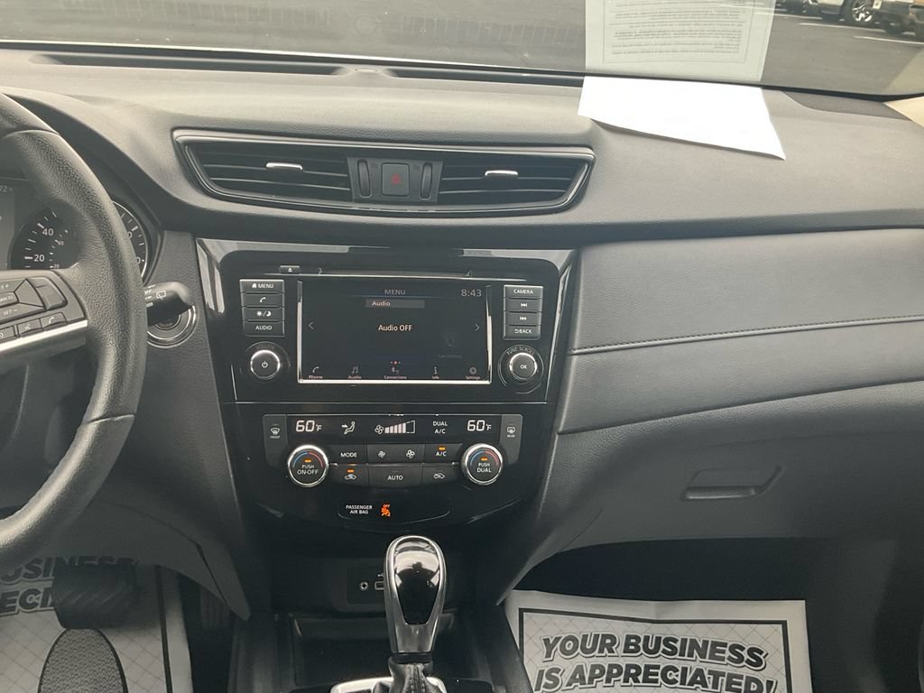 Used 2019 Nissan Rogue SV FWD image 19
