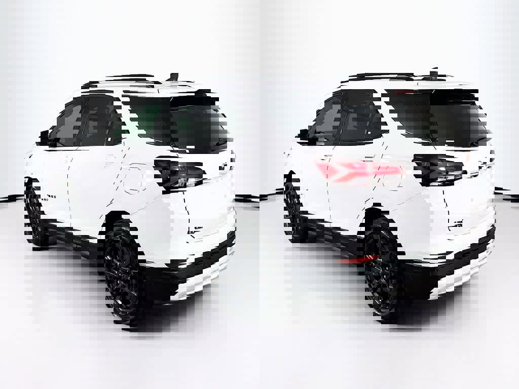 Used 2024 Chevrolet Equinox RS image 4