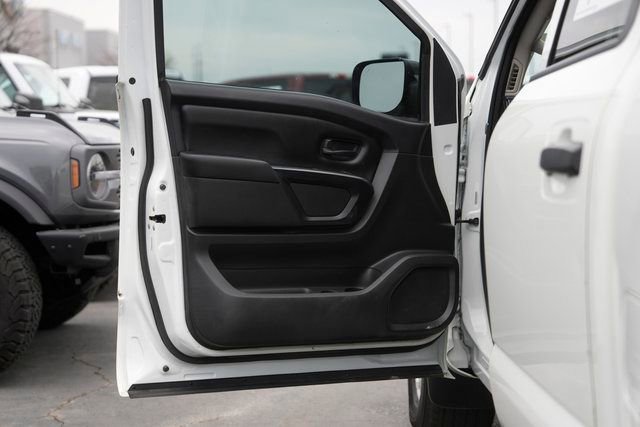 Used 2021 Nissan Titan S w/ S Utility Package image 29