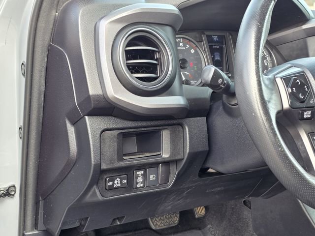 Used 2019 Toyota Tacoma TRD Off-Road w/ Technology Package image 14