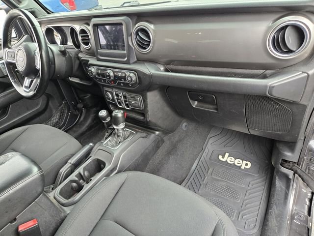 Used 2021 Jeep Wrangler Unlimited Sahara AWD/4WD image 18