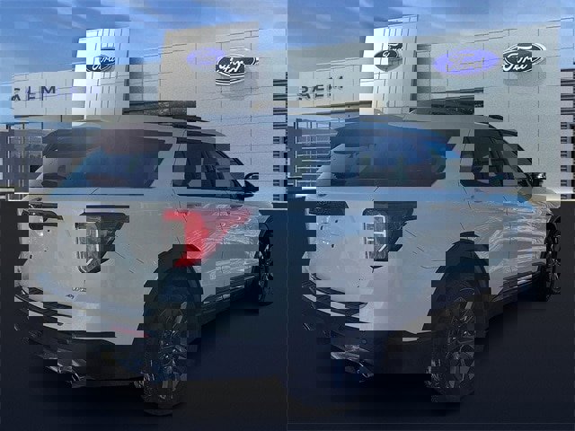 Certified 2023 Ford Explorer XLT w/ Equipment Group 202A image 3