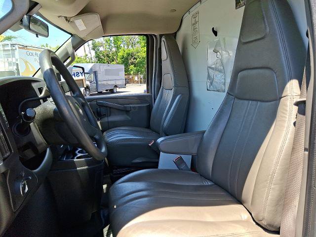 Used 2021 GMC Savana 3500 Extended w/ Power Convenience Package RWD image 12