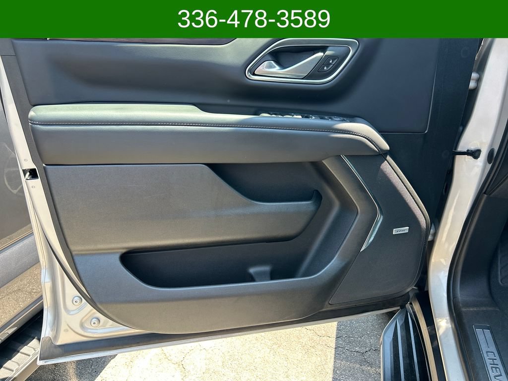 Used 2022 Chevrolet Tahoe LT w/ LT Signature Plus Package AWD/4WD image 10