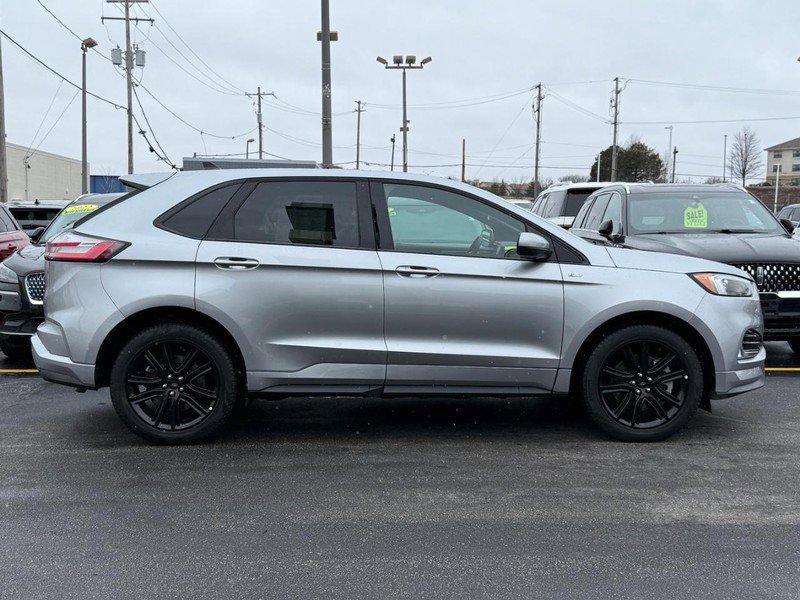 Certified 2023 Ford Edge ST-Line w/ Class II Trailer Tow Package image 2