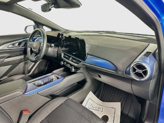 Used 2025 Chevrolet Equinox EV LT w/ Convenience Package AWD/4WD image 34
