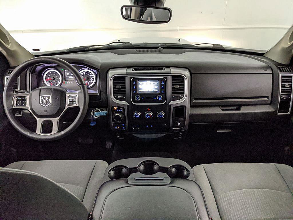 Used 2023 RAM 1500 Classic SLT AWD/4WD image 8