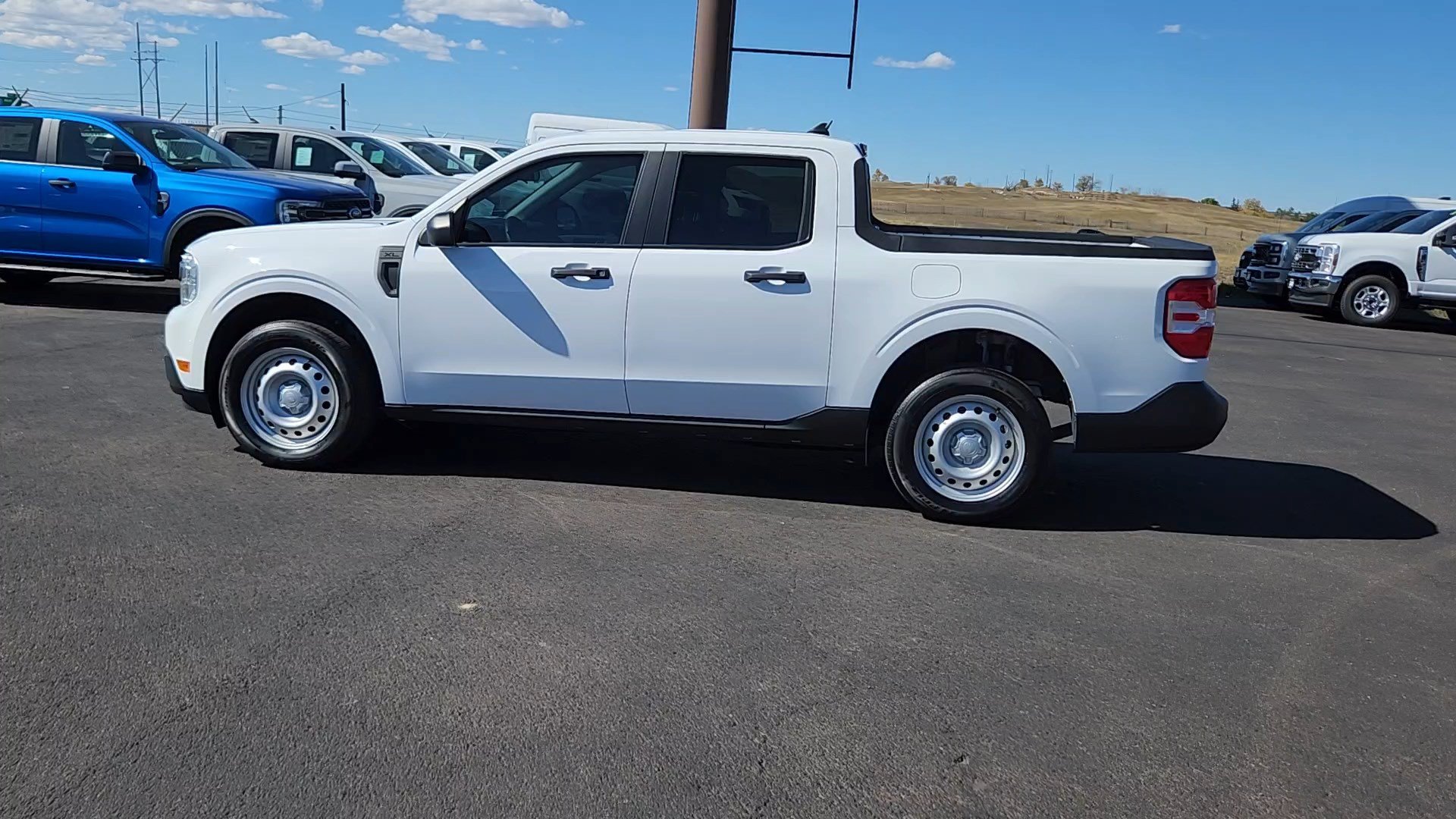 Certified 2022 Ford Maverick XL w/ Equipment Group 100A Standard AWD/4WD image 3