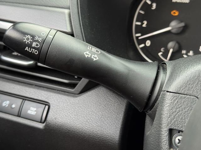 Used 2025 Nissan Altima 2.5 SR image 23