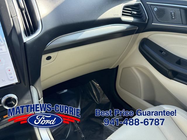 Certified 2022 Ford Edge Titanium w/ Equipment Group 301A AWD/4WD image 25
