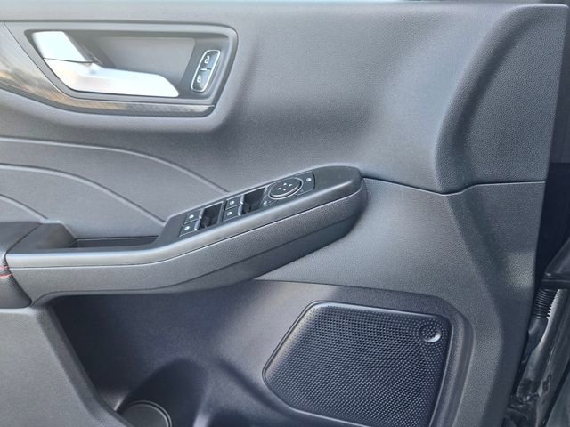 Certified 2024 Ford Escape ST-Line FWD image 14