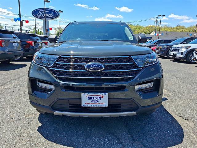 Certified 2023 Ford Explorer XLT w/ Equipment Group 202A AWD/4WD image 34