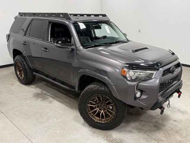 Used 2018 Toyota 4Runner TRD Off-Road Premium AWD/4WD image 41