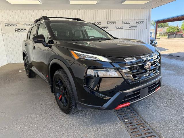 Used 2025 Nissan Rogue SV w/ Rock Creek Premium Package AWD/4WD image 1