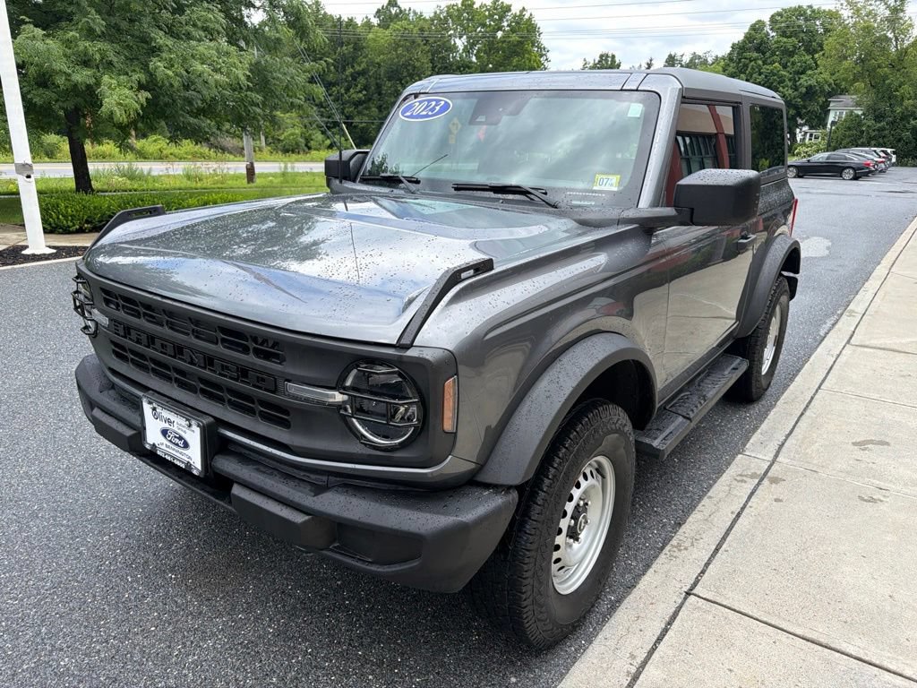 Certified 2023 Ford Bronco 2-Door AWD/4WD image 3