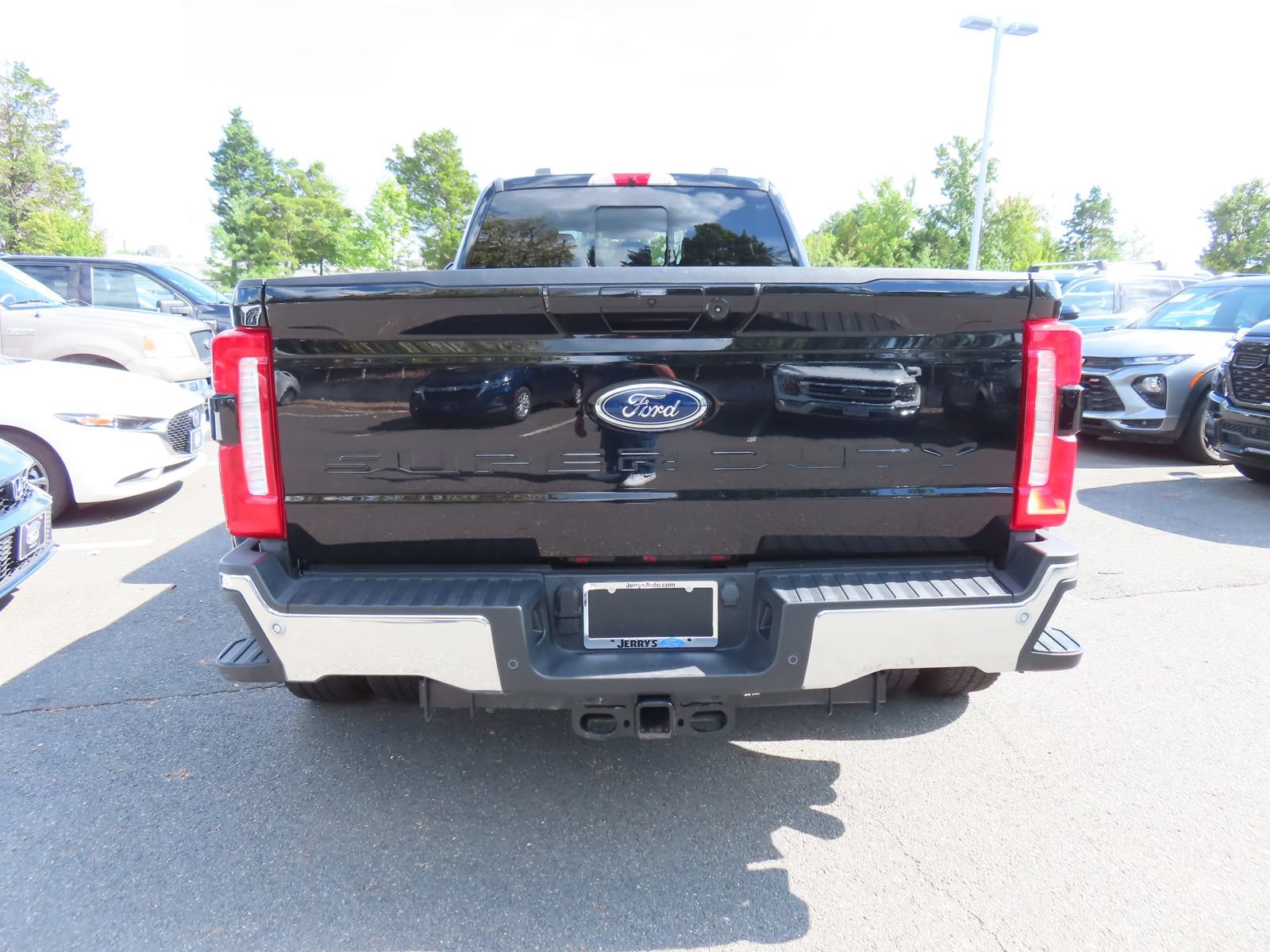 Certified 2025 Ford F350 Lariat w/ Lariat Ultimate Package AWD/4WD image 6