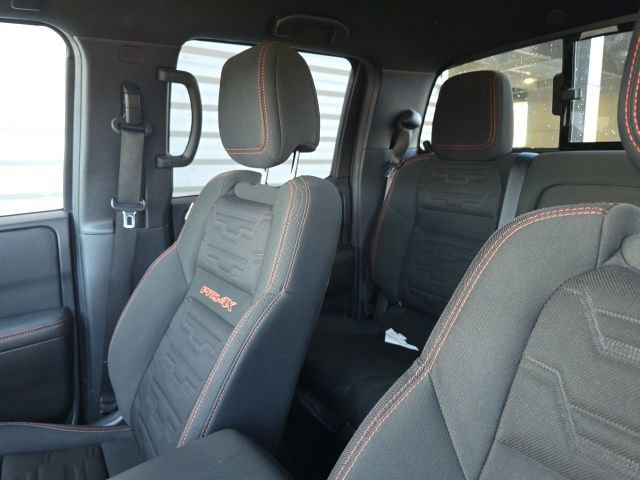 Used 2023 Nissan Frontier PRO-4X w/ Technology Package image 11