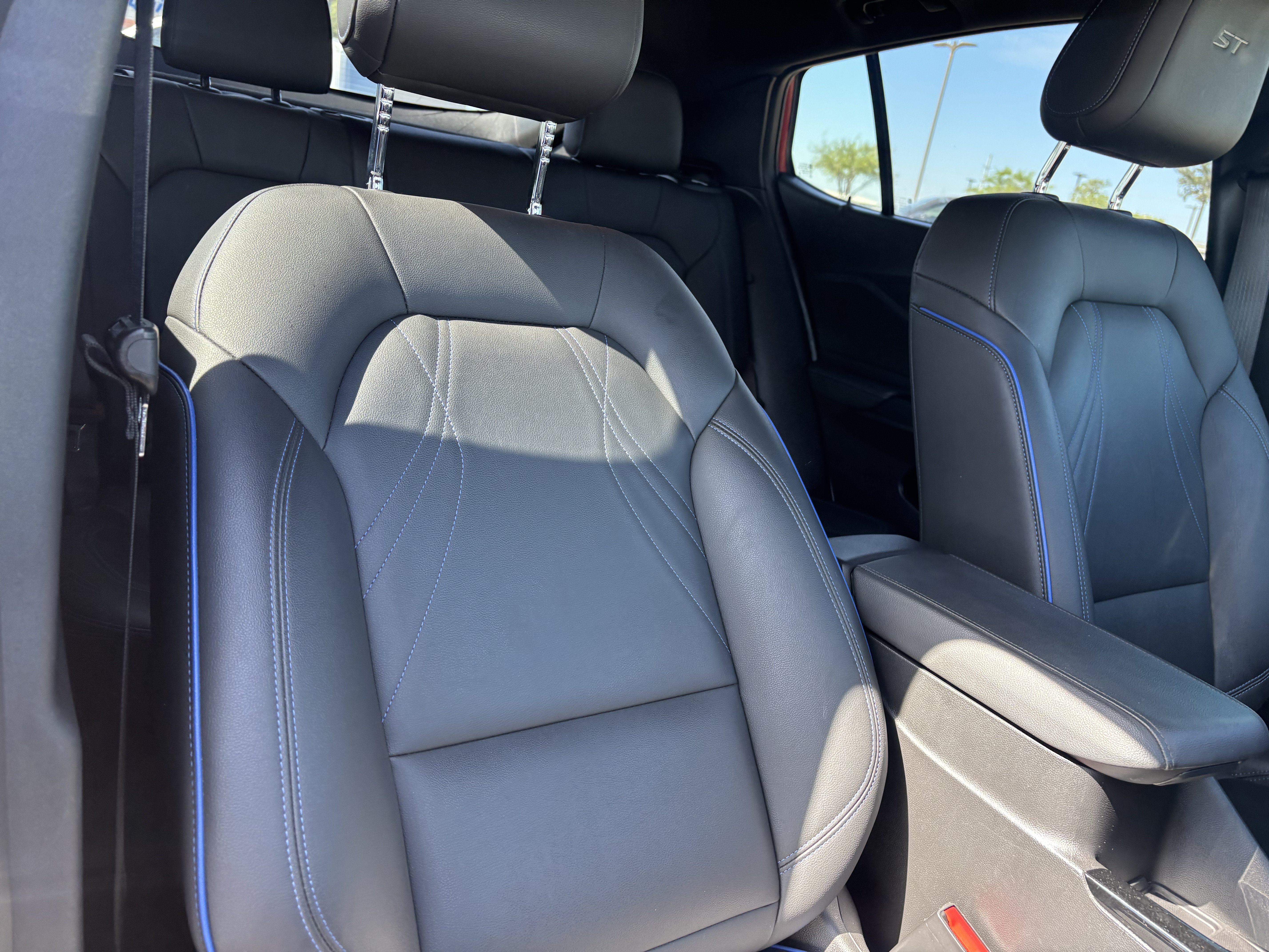 Used 2024 Buick Envista Sport Touring w/ Convenience I Package FWD image 27