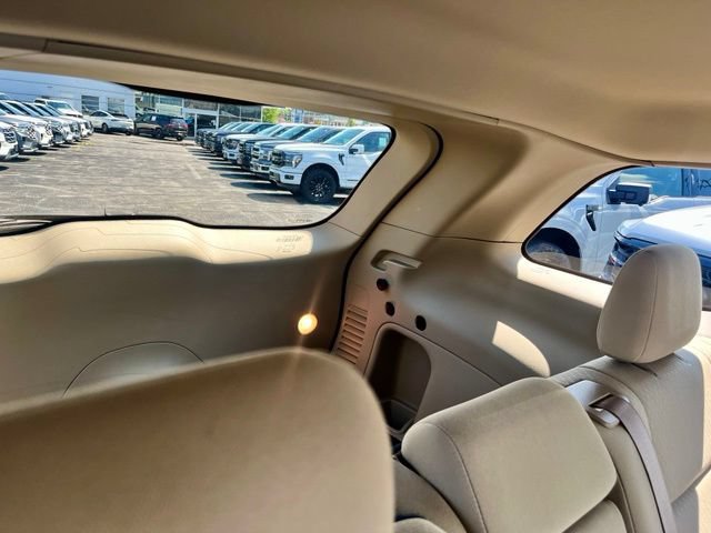 Used 2022 Jeep Grand Cherokee Laredo E AWD/4WD image 9