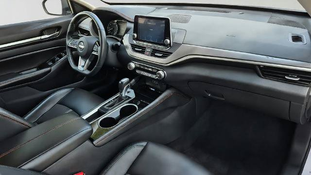 Used 2024 Nissan Altima 2.5 SR FWD image 26